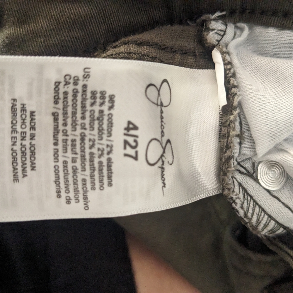 Jessica Simpson Jeans Crop - Picture 8 of 9